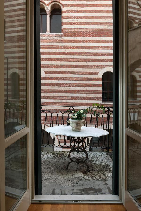 Residenza Dei Signori - Italian Homing Apartment Verona Exterior photo